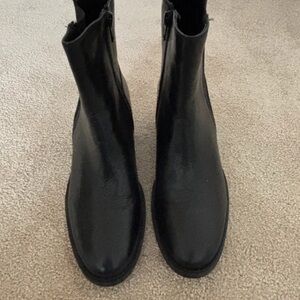 New Look Sleek Black Ankle Boots
